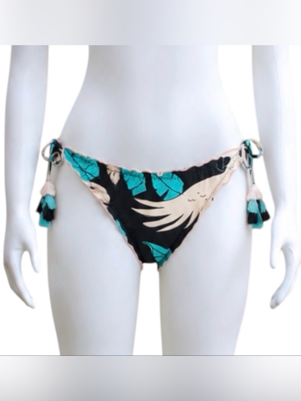 No boundaries Tropical Tassel Tie Bikini Bottoms size small